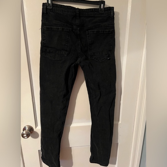 Cotton On Black Tapered Jeans. Size 30 - Picture 3 of 3